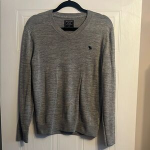 Abercrombie & Fitch Sweater Mens Small Gray V-Neck Pima Cotton Preppy